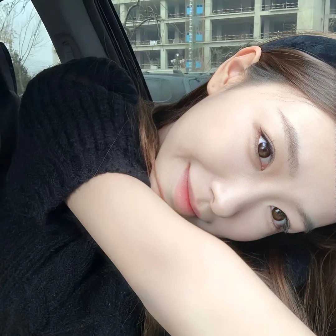 洛瑞太太和她的儿子
